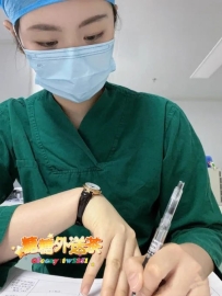 🪻 #中部推薦 🪻 阿暖 159.D.46.24歲   見習護理師 薪水太少